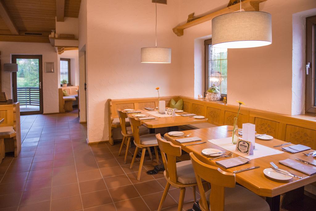 Hotel Restaurant Brigitte Warmensteinach Exterior photo